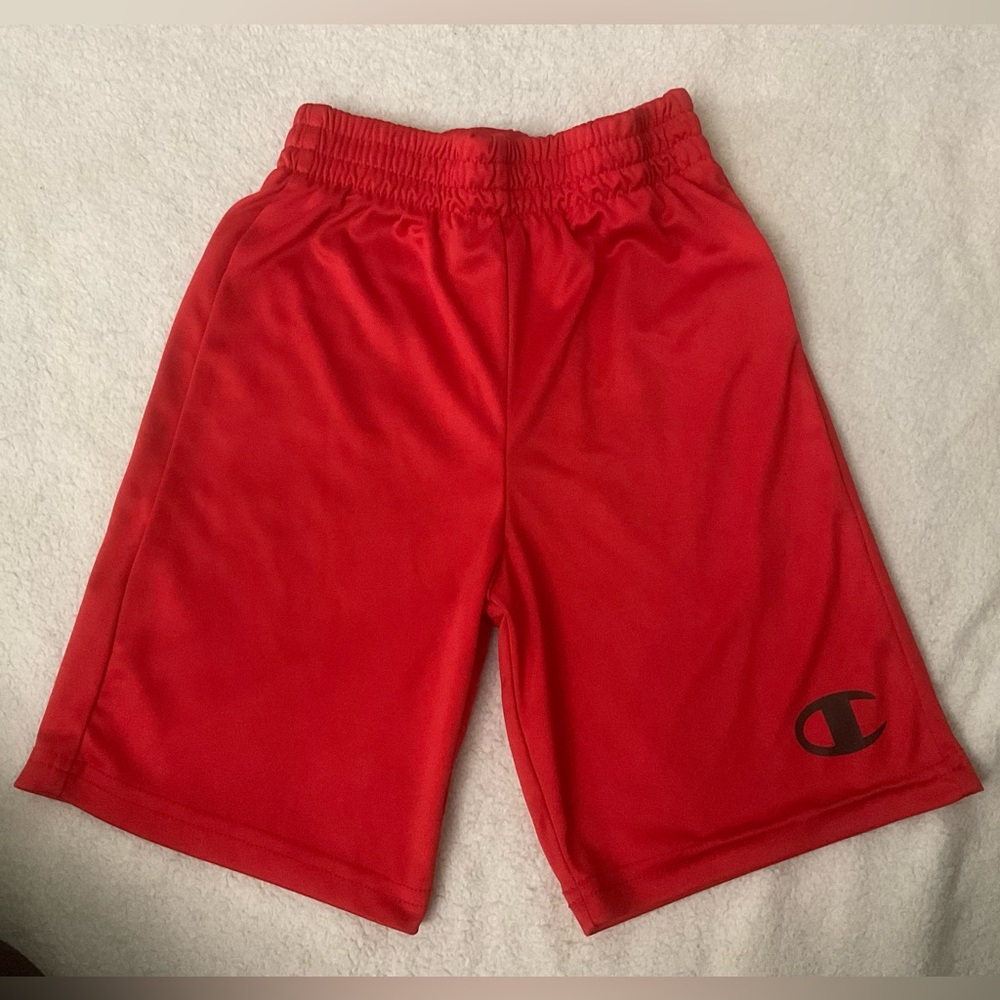 Champion | Red Shorts